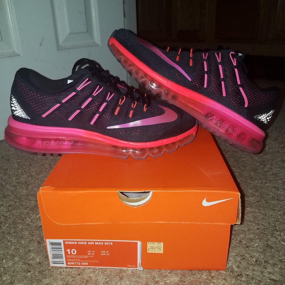 Women's Nike Air Max